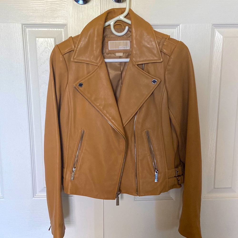 Michael Kors soft leather jacket. Barely worn. Size Small